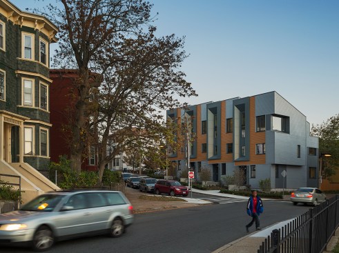 Interface Studio Architects - Roxbury E+