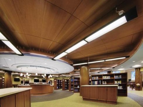 Product:&nbsp; WoodWorks&reg; Custom Radial/Architect: Fleming /Associates/Architects, Memphis, TN/Location: St. Mary’s Episcopal School, Memphis, TN