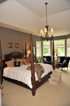 2. Dual Suite  Another option for multigenerational households is a dual-suite floor plan with privacy away from the communal living space.