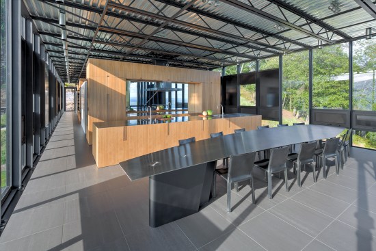 Kitchen/dining area