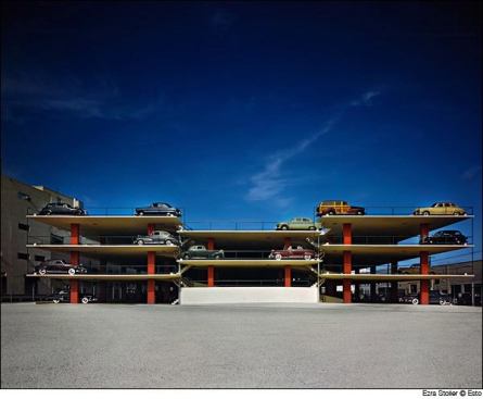 Robert Law Weed and Associates



Photographer: Ezra Stoller © Esto



This 1949 garage is one of Weed’s contributions to the master plan for the University of Miami; the school has one of the first campuses in the country with exclusively Modern buildings.