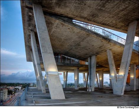 Herzog & de Meuron  Photographer: David Sundberg © Esto  A dizzying precipice on the Lincoln Road garage