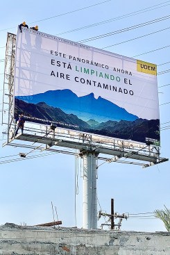The Smog Eating Billboard by Studio Roosegaarde and UDEM University of Mexico.