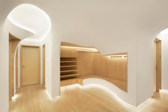 The Snow Apartment, a ski retreat outside of Beijing, was modeled on an igloo.