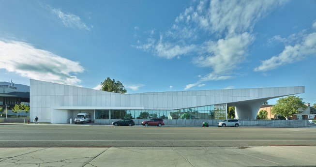  View of museum from north, showing cantilevered roof over outdoor event space at west end