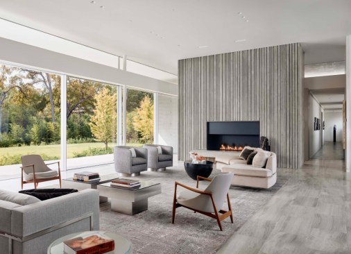 Preston Hollow Residence in Dallas, by Specht Novak. Photo by Casey Dunn.