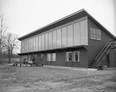 The Dover Sun House, Dover, Mass., April 8, 1949