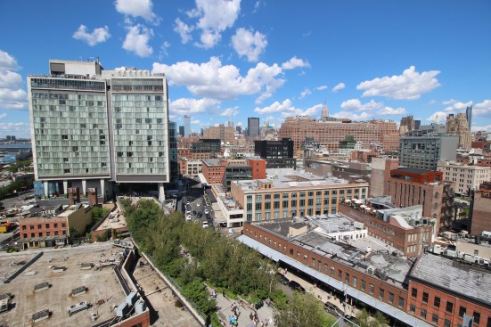 The High Line heading north under the Standard Hotel