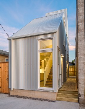 A 2018 AIA Housing Award winner, this single-family structure in New Orleans was the first test site for OJT’s Starter Home thesis.
