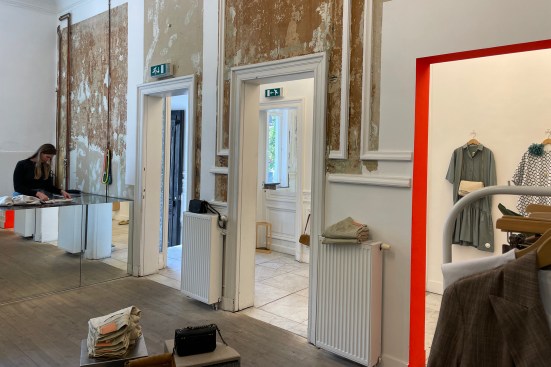 The Twiggy boutique by Jo Taillieu Architecten.