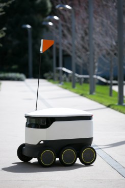 Starship Technolgies' 2014 autonomous delivery robot.