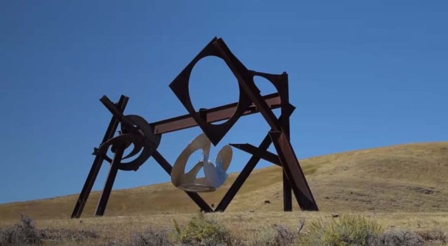 Abstract expressionist Mark di Suvero’s “Beethoven’s Quartet” will be installed as part of the fine arts display, which was aptly chosen for the site’s musical connection. Made of geometric, steel components, the dynamic structures provide intrigue with their moving pieces.