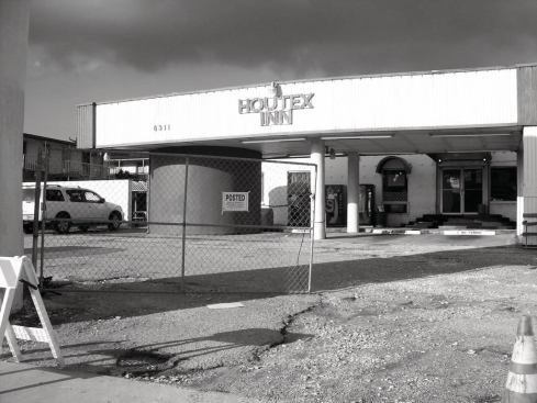The Houtex Inn, built in 1963, before it became affordable public housing.