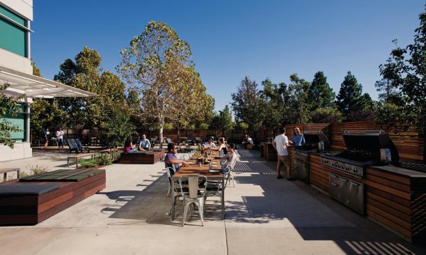 Studio O+A re-fenced this patio area to accommodate outdoor space for the building users to be able to spill outdoors. It is used for everything from meetings to cook-outs.
