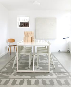 Simple finishes like drywall and white paint helped keep costs manageable.