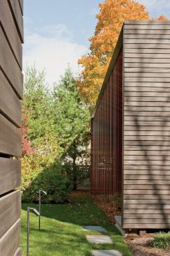 2013 RADA / Outbuilding / Merit Award: Newton House, Newton, Mass. / NADAAA