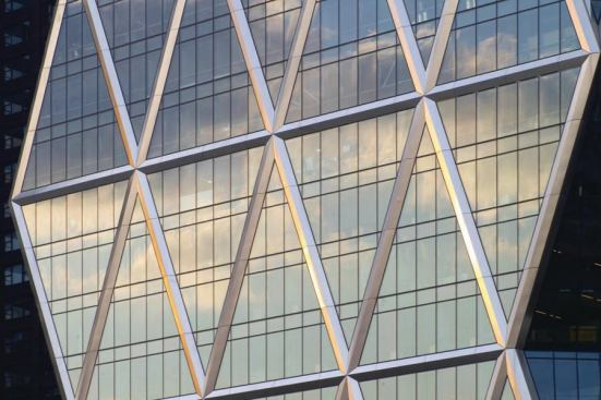 Hearst Tower, Diagonal Beams on the Façade