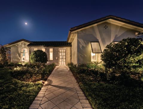 House of Wonders Looks can be deceiving: Behind this appealingly modest façade is a home that feels both intimate and spacious—and that lives a lot bigger than it looks.