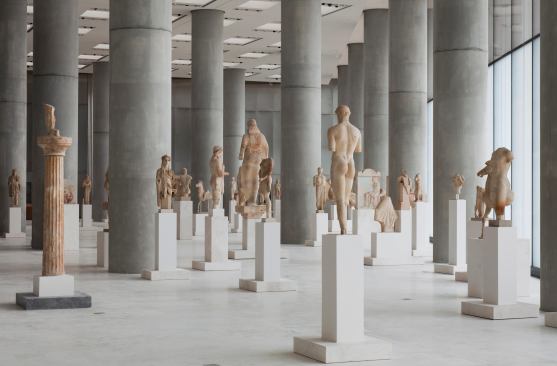 As exemplified by a gallery of archaic sculpture, with its forest of columns, Tschumi’s design is a distillation of ancient Greek architectural principles.