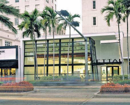 Kettal Showroom

Architect: Mateu Architecture, Palmetto Bay/Miam



Completion: 2007



Cost: $900,000



Size: 7,500 s.f.



Spanish outdoor furniture maker's first U.S. store earned Miami AIA 2007 Award of Merit. Firm's previous work in city led to crafting of Coral Gables' Mediterranean design code.