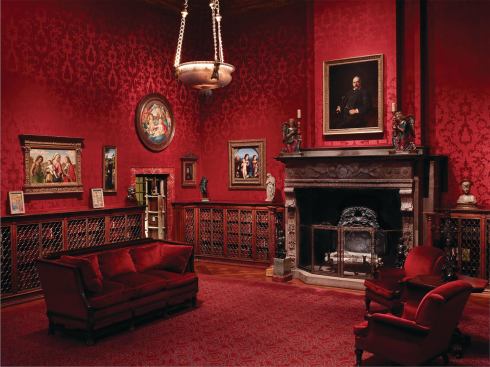 The result is a much softer lighting scheme, which allows the again-vibrant reds to glow in the space.