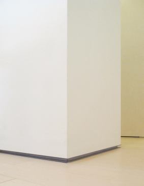 Integrated reveal base installation