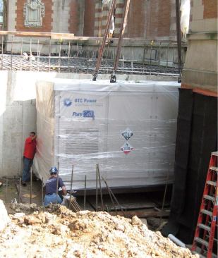 Heating and cooling of the building are aided by five geothermal wells placed near the building perimeter. In tandem with six 28-ton, water-to-water heat pumps, they provide heated or chilled water for heating and cooling. A fuel cell supplies at least half of the energy needs of the Lion House. 