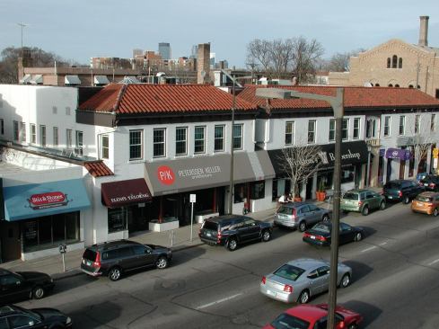 Peterssen/Keller Architecture chose a two-story storefront near high-end residential neighborhoods. The walkable area is also located near a lake.