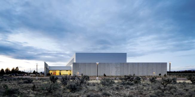 For its first enterprise data center, located in Prineville, Ore., Facebook had an internal infrastructure team that worked with Sheehan Partners Architects to design everything from the building form to the servers. Though data centers are typically nondescript buildings, Facebook modeled this LEED Gold–certified facility after the traditional residential architecture found in the region’s arid desert climate.