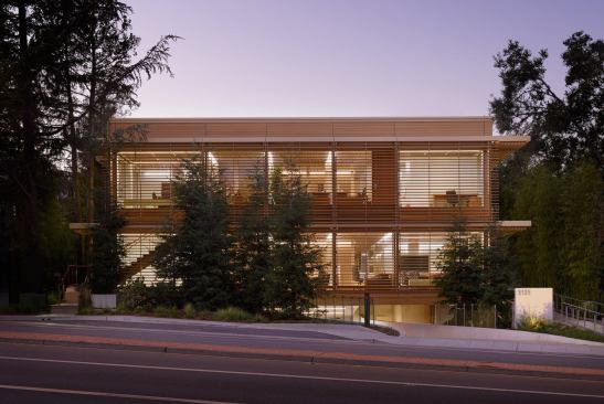 For this Silicon Valley-based venture capital firm, who requested to remain anonymous, Sean O’Connor Lighting was tasked with designing a lighting scheme that would be both environmetally responsible and technologically sophisticated. 