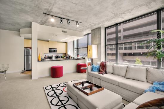 The Bond

KTGY Group



Oakland

 Designed to be "loft-style," the one- and two-bedroom units offer 9-foot-7-inch ceilings, large operable windows, and contemporary finishes. The Bond has a 4,000-square-foot private dog park and electric vehicle charging stations.