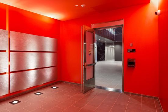 The interstitial waiting room for visitors seeking to enter Equinix's NY5 data center.