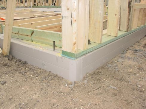 #1 CertainTeed Energy Edge  EnergyEdge insulates concrete slab edges, which the company says can account for 8% to 24% of a homes energy loss. The R-10 system consists of PVC rails, snap-on braces, and expanded polystyrene insulation. A retrofit product also is available. 800.233.8990. 
www.certainteed.com.