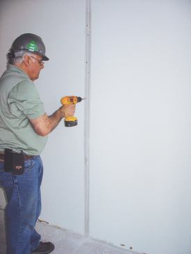 Removing connecting screws.