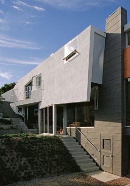 3-in-1 House

Santa Monica, Calif.

Roger Sherman Architecture + Urban Design
