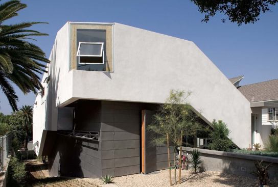 3-in-1 House

Santa Monica, Calif.

Roger Sherman Architecture + Urban Design