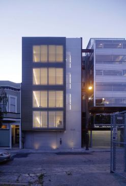 Multifamily Housing

San Francisco

Stanley Saitowitz / Natoma Architects