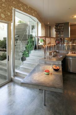 3-in-1 House

Santa Monica, Calif.

Roger Sherman Architecture + Urban Design
