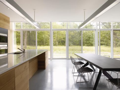 The kitchen and dining area.

