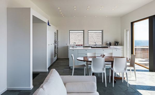 2013 RADA / Custom Home/3,000 Square Feet or Less / Merit Award: Hall House, Duluth, Minn. / Salmela Architect