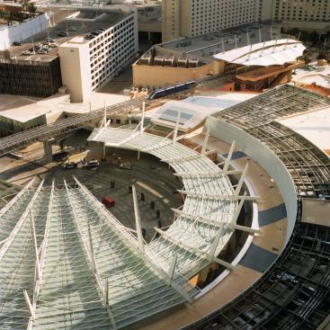 Aria porte cochere