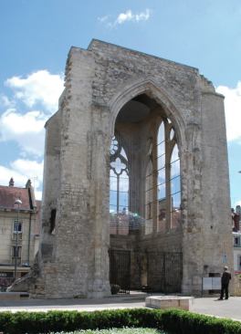 At a ruined church in Beauvais, France, not far from the Red Bowl installation, the studio installed a companion piece called White Dome. It turns the bowl inside out and lifts it up; thousands of Swarovski crystals cascade in expanding rings.