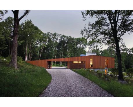 2013 RADA / Custom / More Than 3,000 Square Feet / Merit Award: Bridge House, Kent, Conn / Joeb Moore & Partners Architects
