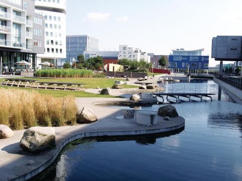 In Sweden, BO01/Western Harbour is transforming an industrial park and shipyard into the "City of Tomorrow," a sustainable neighborhood with 600 dwellings as well as office and retail space. It is one of two national pilot projects under way.