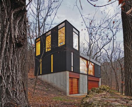 The home is a modernist interpretation of a  traditional cabin.