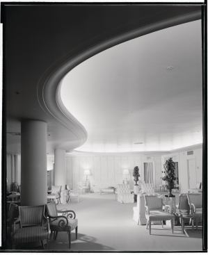 Saks-Fifth Avenue Store, Los Angeles, 1938

At this 74,000-square-foot department store, Williams gave each room its own style and mood, appropriate to the merchandise being sold there. The merchandise itself was kept in recesses, tastefully out of plain view. This approach looked forward to contemporary boutique design.