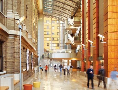 Washington University School of Medicin, Farrell Learning and Teaching Center

Architect: HOK, St. Louis

Developer: Washington University

Completed: 2005

Cost: $30 million

The 108,000-square-foot public face of Washington University's renowned medical school offers state-of-theart instructional and gathering spaces. It received American School & University's 2006 Outstanding Design Award.