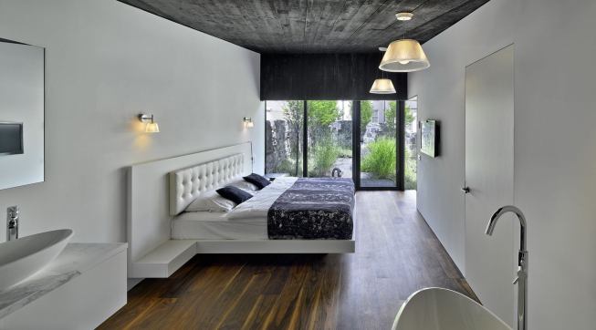 2013 RADA / Custom Home/3,000 Square Feet or Less / Grand Award: Flynn Mews House, Dublin, Ireland / Lorcan O'Herlihy Architects