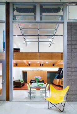 The homeowners’ program demanded a minimalist space with an honest expression of its structure and materials.