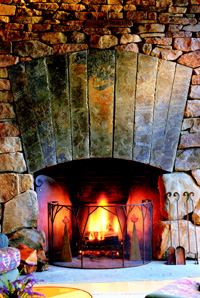 Custom Touches  March 2006  Arch Rival  Builder: Cal Parlman, Hudson, N.Y.; Architects: Jefferson B. Riley and Charles G. Mueller, Centerbrook Architects and Planners, Centerbrook, Conn.; Stonemason: Ken Makely, Hudson; Photographer: Brian Vanden Brink